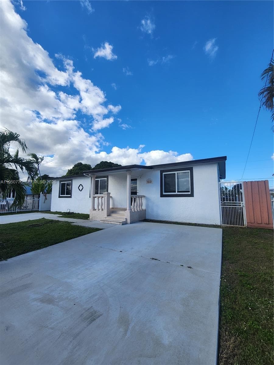 4221 NW 169th Ter, Miami Gardens, FL 33055 — zdjęcie 4