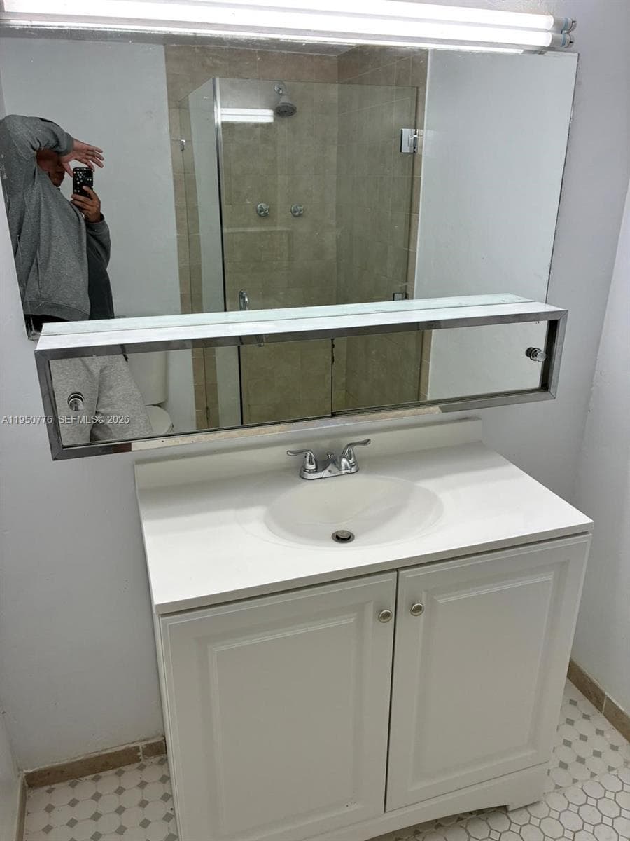 1450 NE 191st St # 205, Miami, FL 33179 — zdjęcie 5