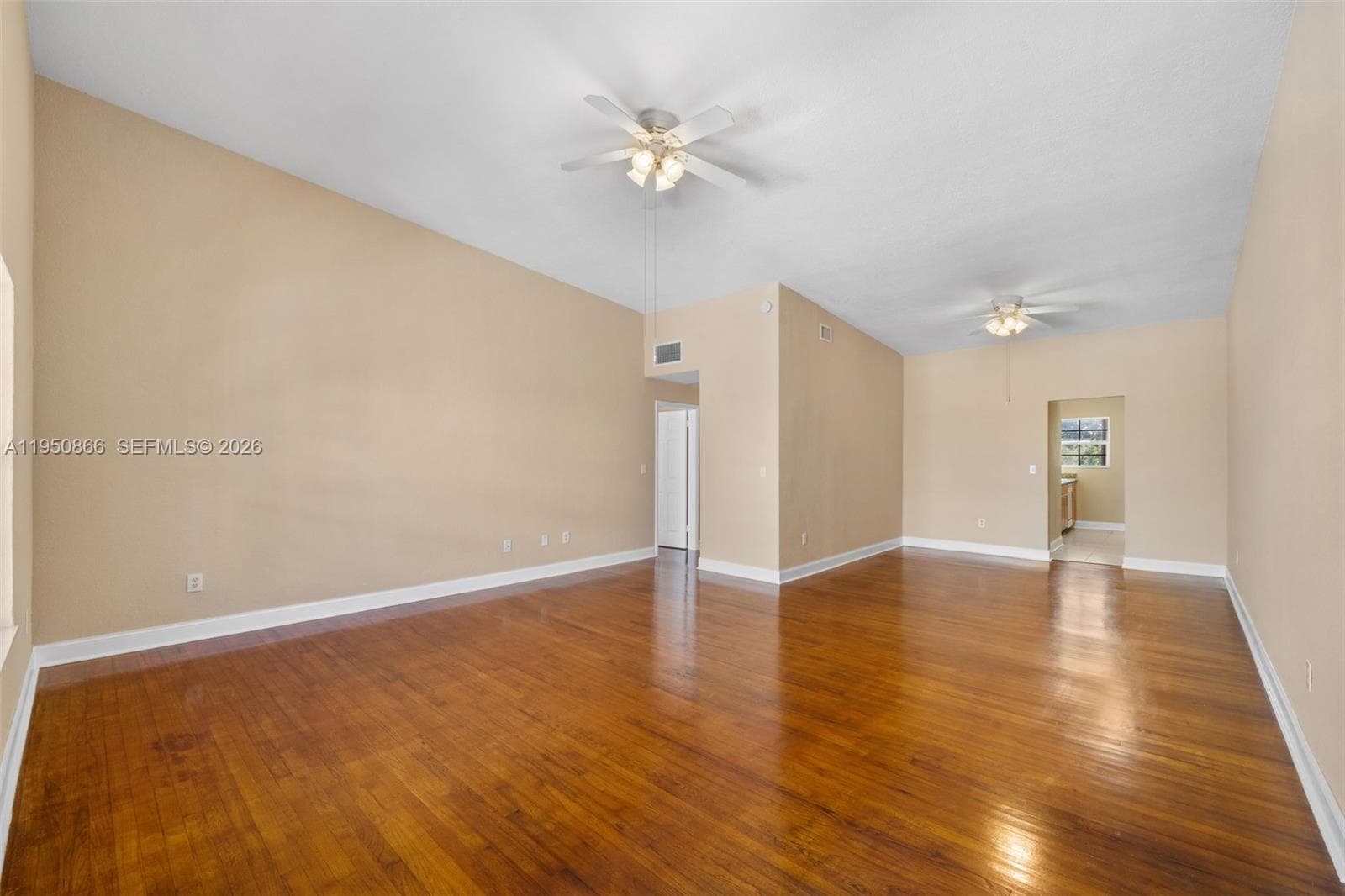 9725 Bay Harbor Ter # 24, Bay Harbor Islands, FL 33154 — zdjęcie 4