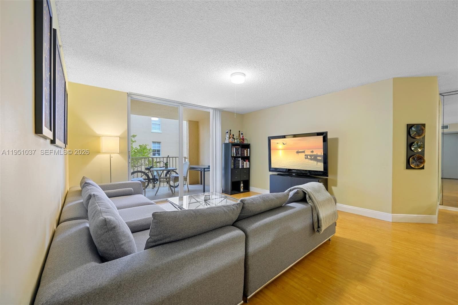 19555 E Country Club Dr # 8303, Aventura, FL 33180 — zdjęcie 2
