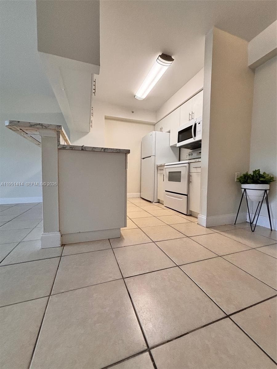 450 S Park Rd # 5-104, Hollywood, FL 33021 — zdjęcie 4
