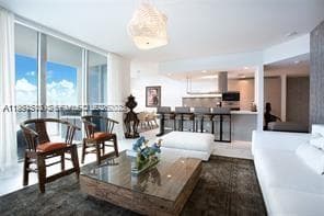 17301 Biscayne Blvd # 2310, North Miami Beach, FL 33160 — zdjęcie 4