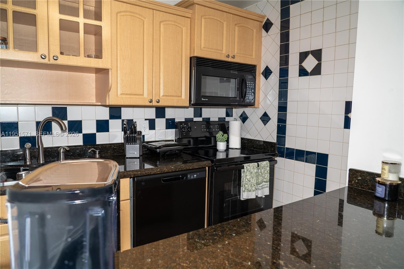 854 NW 87th Ave # 405, Miami, FL 33172 — zdjęcie 5