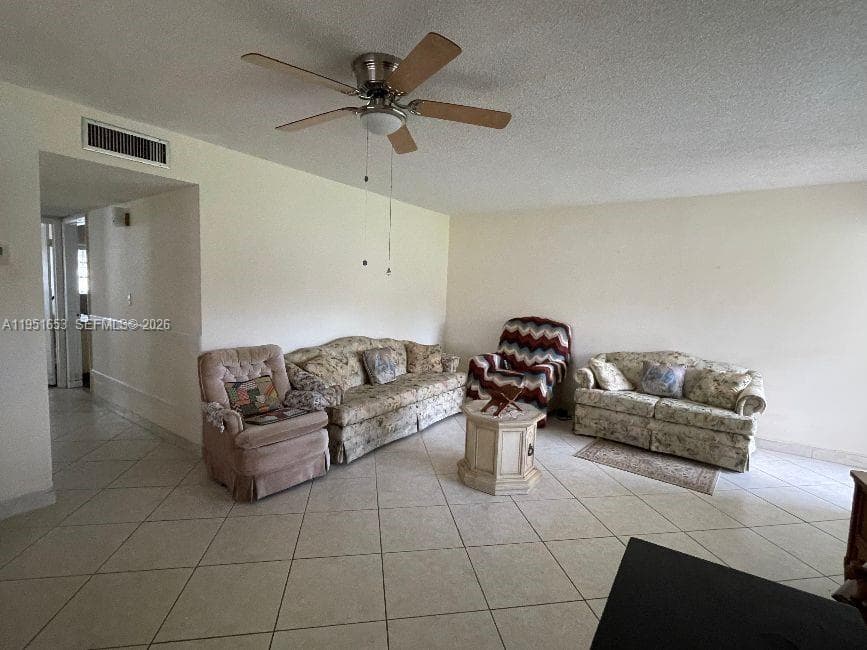 5300 Washington St # S111, Hollywood, FL 33021 — zdjęcie 3