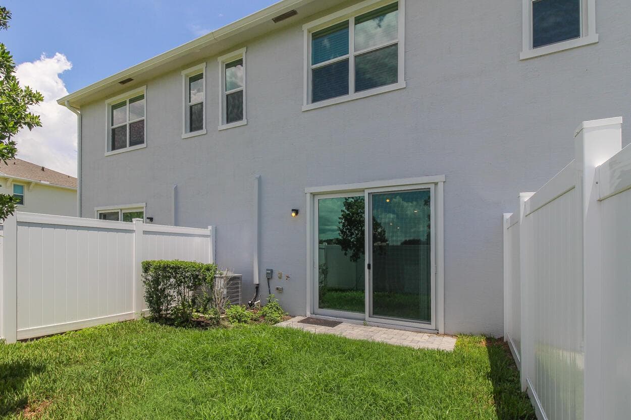 640 SE Lake Falls Street, Port St. Lucie, FL 34984 — zdjęcie 4