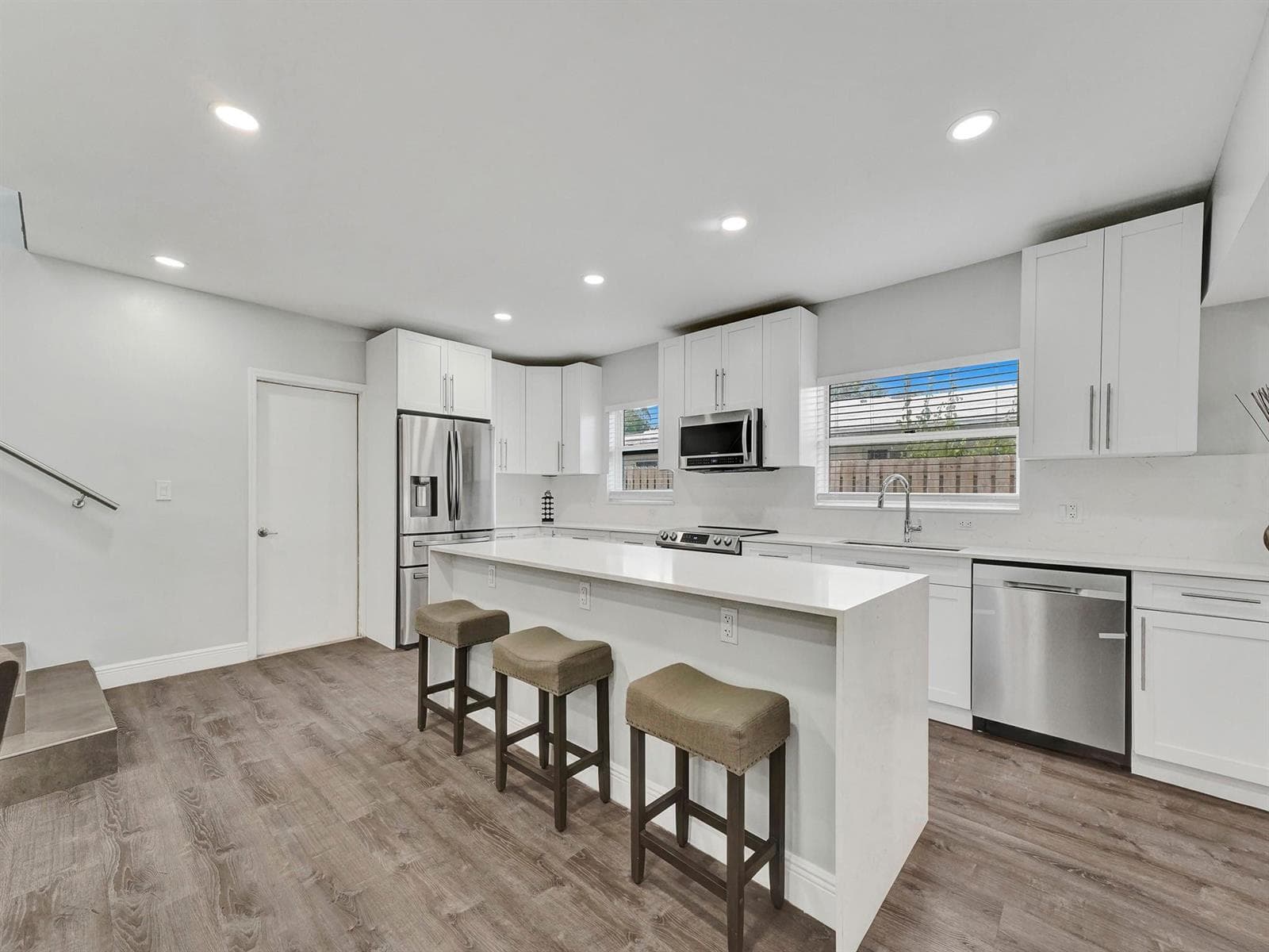 3261 Aqua Vista Drive, Pompano Beach, FL 33062 — zdjęcie 2