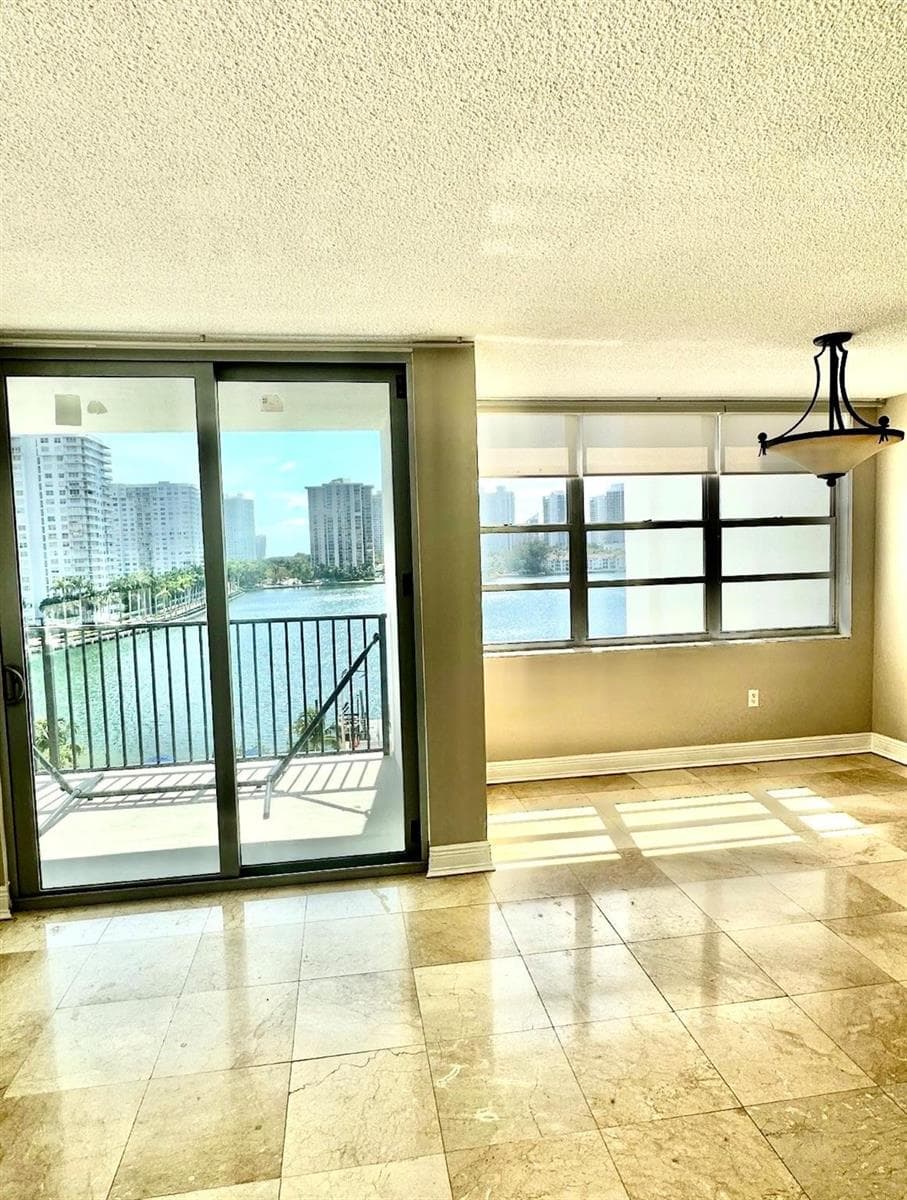 2750 NE 183rd Street # 709, Aventura, FL 33160 — zdjęcie 2