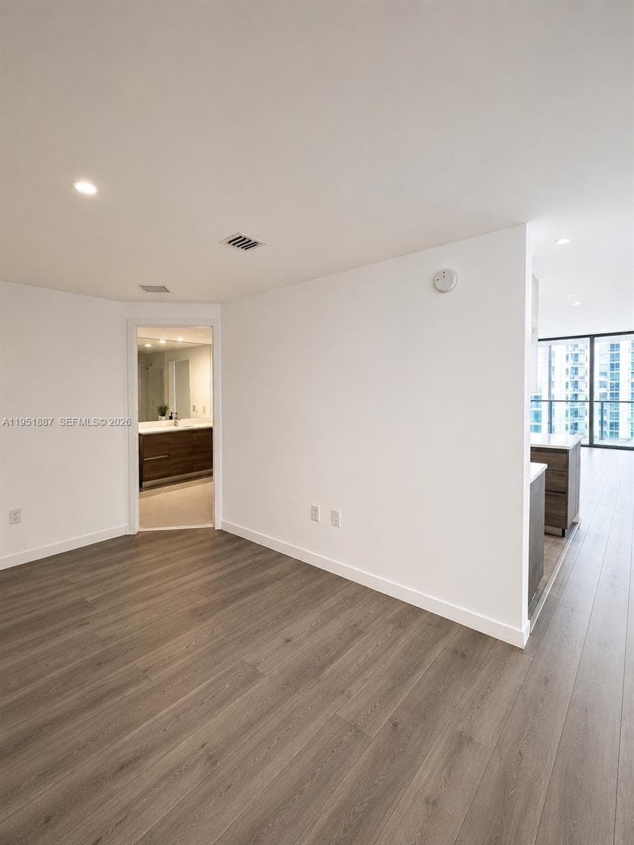 1100 S Miami Ave # 2111, Miami, FL 33130 — zdjęcie 2