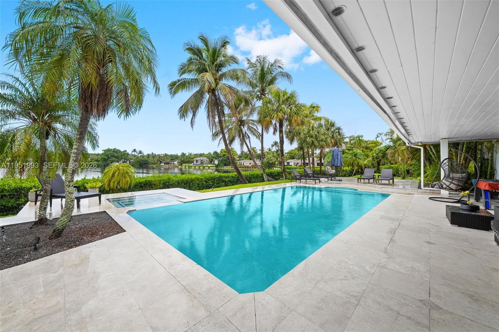 415 Rovino Ave, Coral Gables, FL 33156 — zdjęcie 4