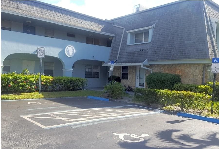 4271 NW 5th St # 122, Plantation, FL 33317