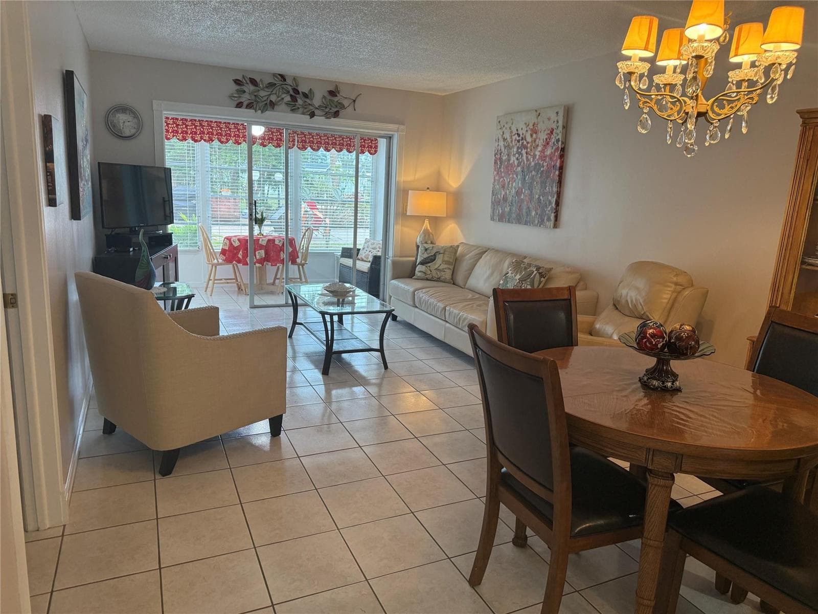 2901 NW 46th Avenue # 106, Lauderdale Lakes, FL 33313 — zdjęcie 2