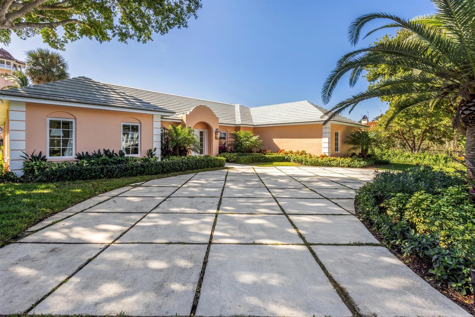 124 Woodbridge Road, Palm Beach, FL 33480 — zdjęcie 5
