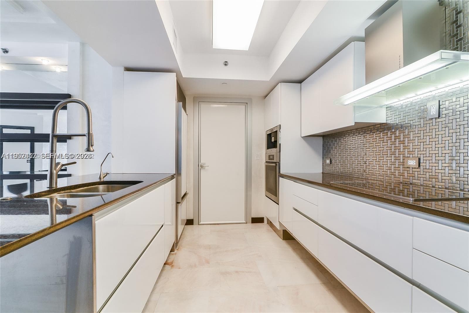17201 Collins Ave+DEN # 1403, Sunny Isles Beach, FL 33160 — zdjęcie 5