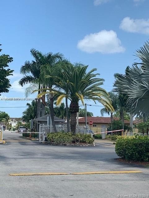 840 Independence Dr # 840F, Homestead, FL 33034