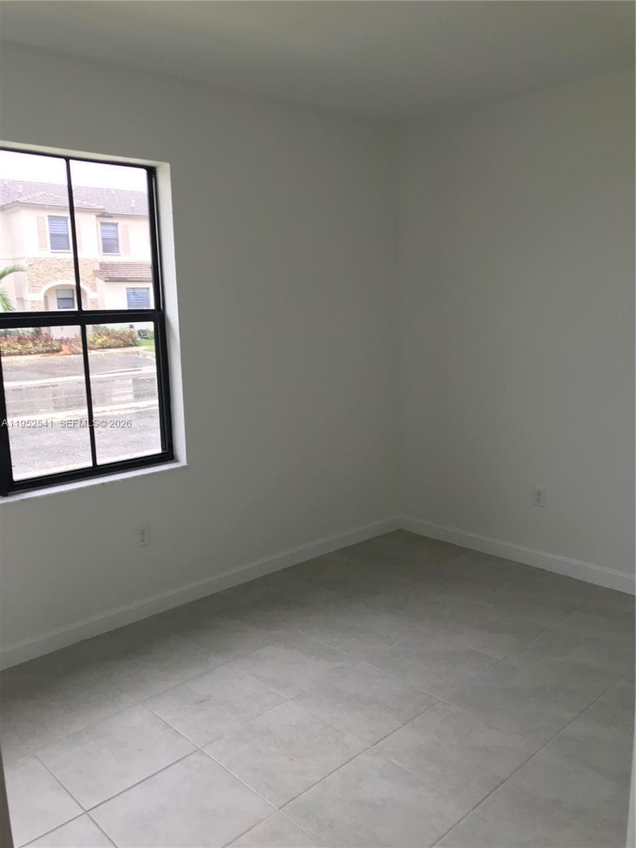 12989 SW 233rd Ter # 12989, Miami, FL 33032 — zdjęcie 5