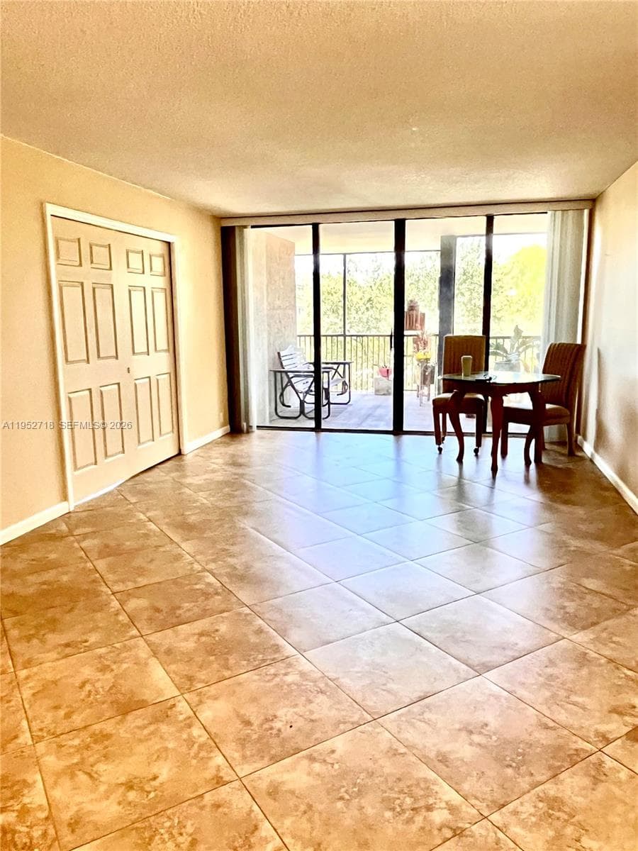 2806 N 46th Ave # D537, Hollywood, FL 33021 — zdjęcie 2
