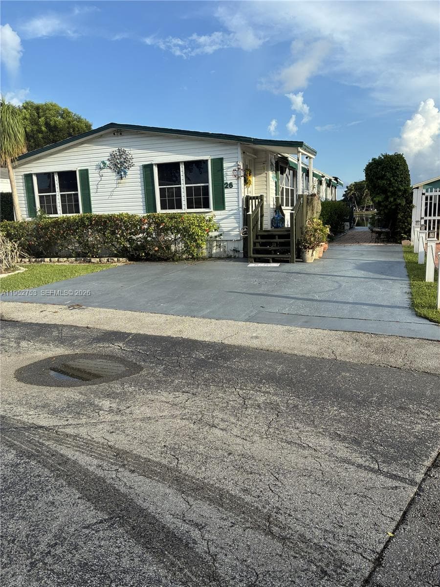 35250 SW 177 Ct. #26, Homestead, FL 33034 — zdjęcie 2