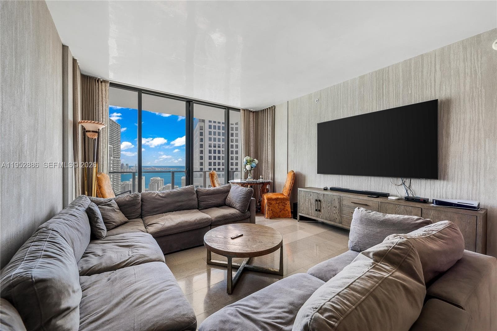 68 SE 6th St # 3309, Miami, FL 33131 — zdjęcie 2