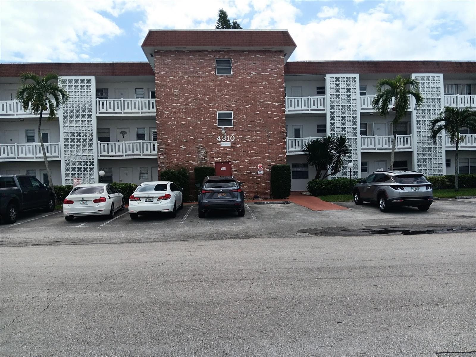 4310 NW 12th Court # 203, Lauderhill, FL 33313 — zdjęcie 3
