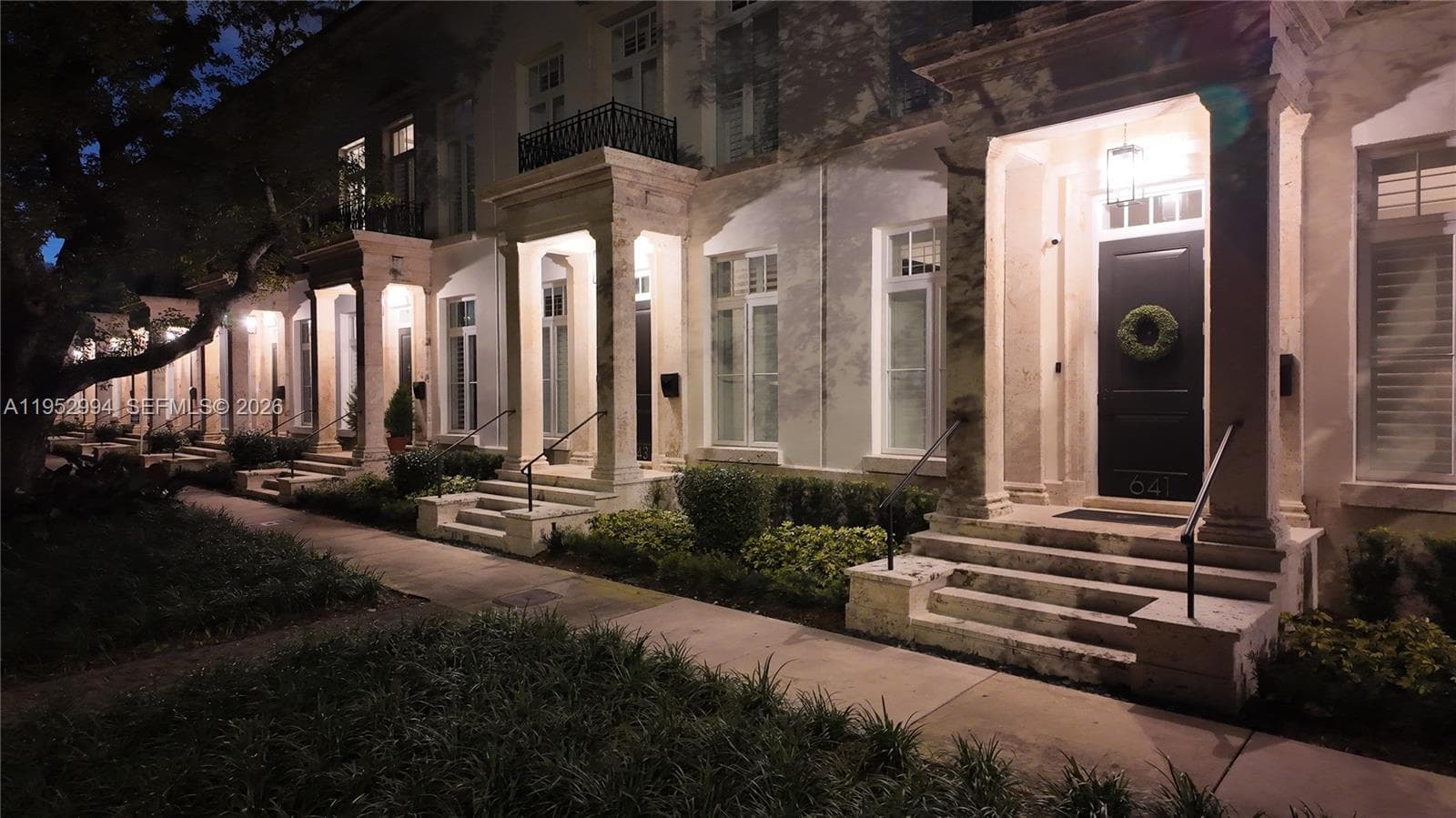 641 Almeria Ave, Coral Gables, FL 33134 — zdjęcie 3