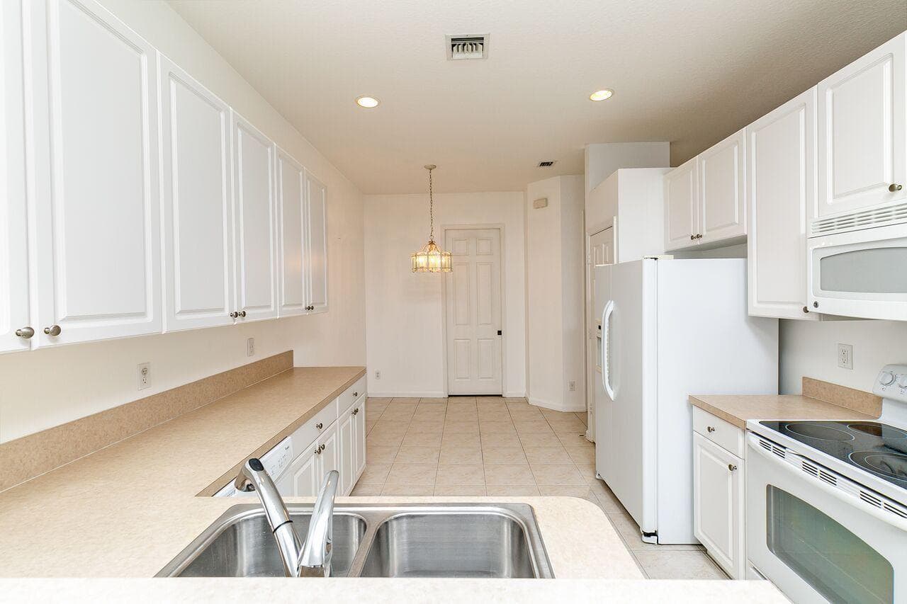 2887 SW Cedar Dunes Drive, Port St. Lucie, FL 34953 — zdjęcie 5
