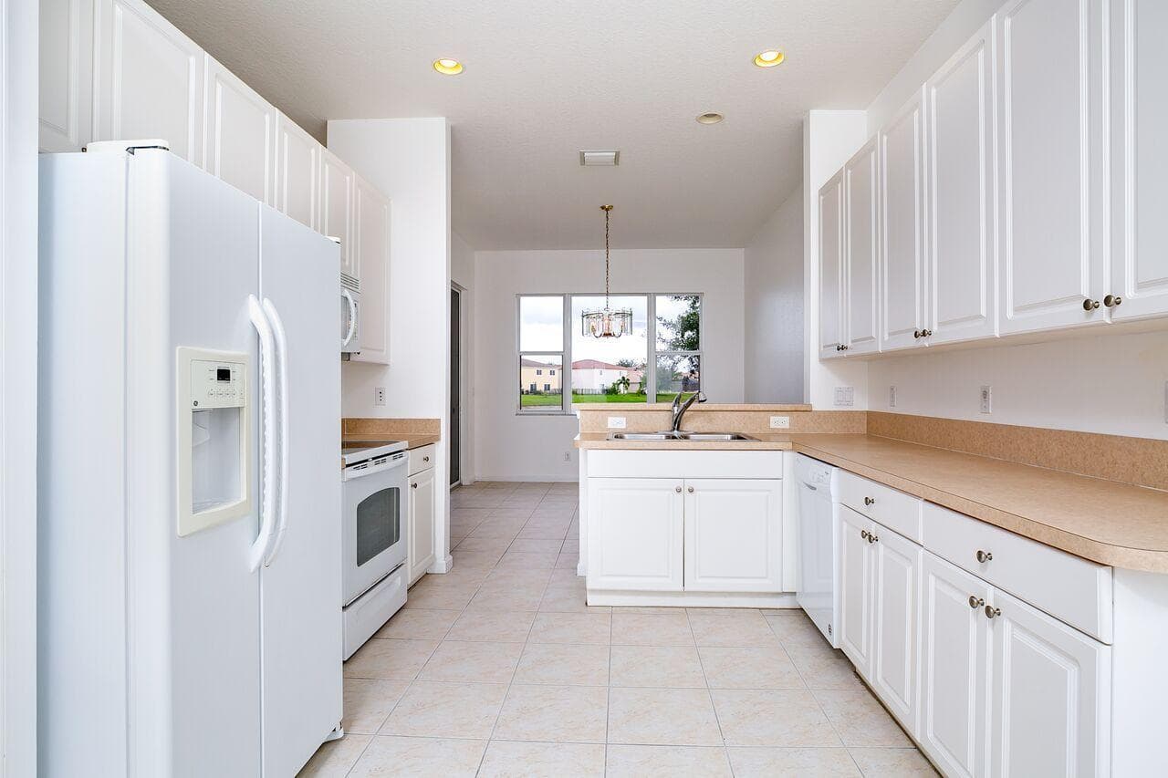 2887 SW Cedar Dunes Drive, Port St. Lucie, FL 34953 — zdjęcie 4