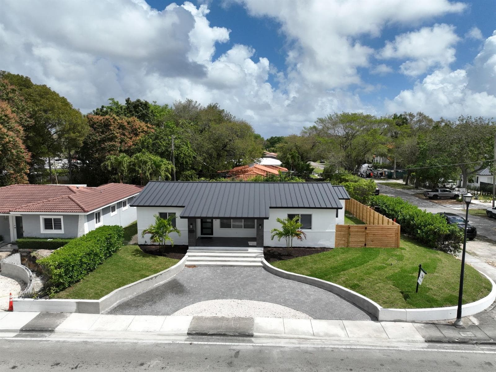 8801 N Miami Avenue, El Portal, FL 33150 — zdjęcie 3