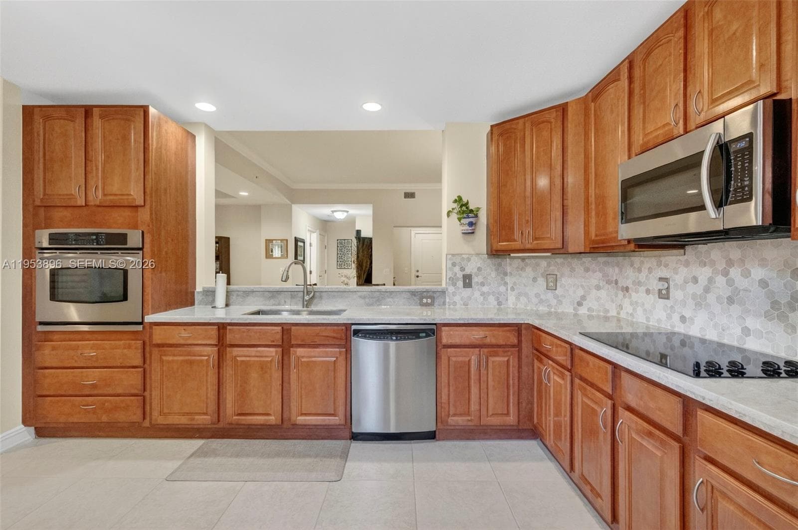 16135 Emerald Estates Dr # 162, Weston, FL 33331 — zdjęcie 4