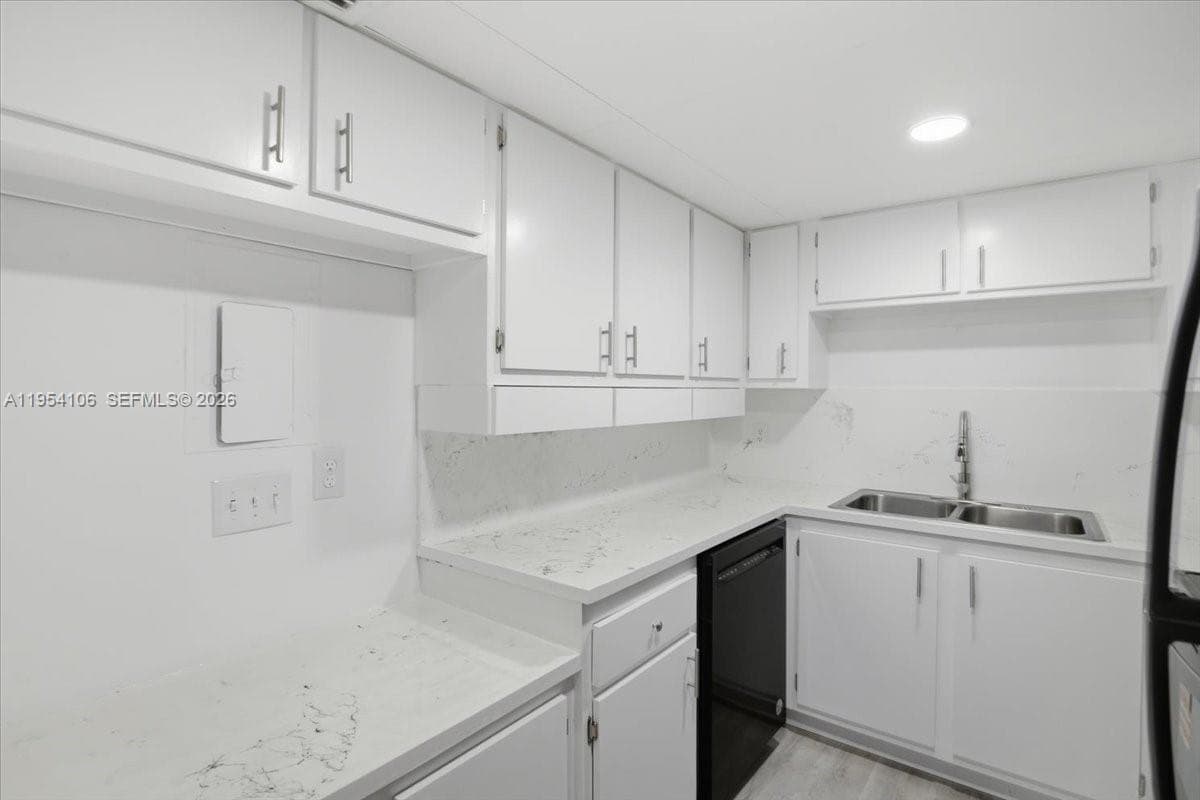 6101 N Falls Cir Dr # 309, Lauderhill, FL 33319 — zdjęcie 5