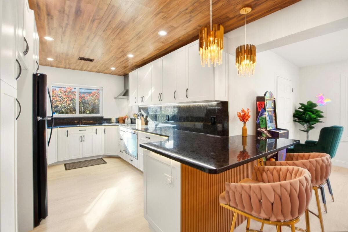 245 N Tradewinds Avenue, Lauderdale By The Sea, FL 33308 — zdjęcie 5