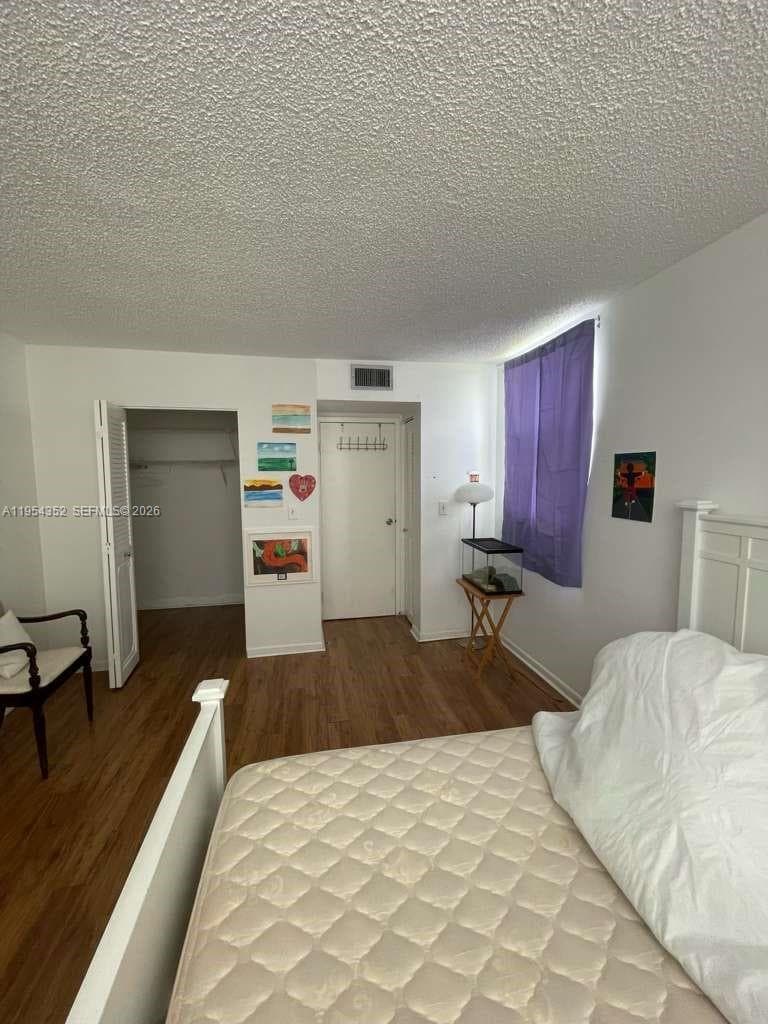 2860 Somerset Dr # 405K, Lauderdale Lakes, FL 33311