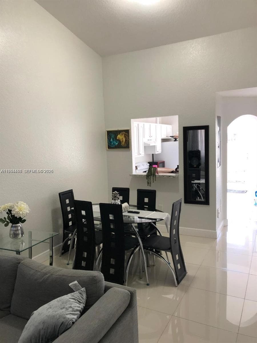 27 NE 13th Ave # 4, Homestead, FL 33033 — zdjęcie 3
