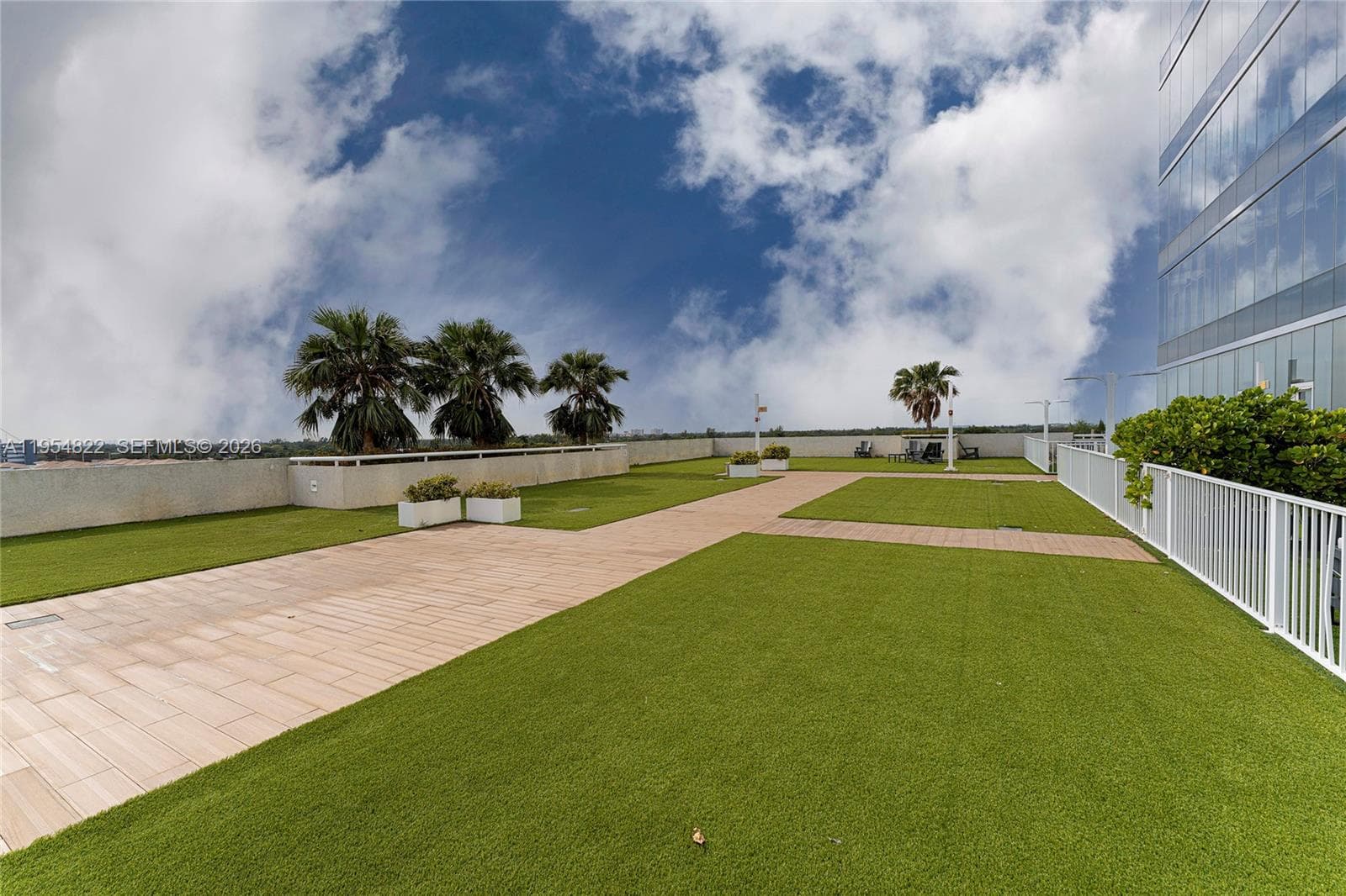 20200 W Dixie Hwy # 903, Miami, FL 33180 — zdjęcie 3
