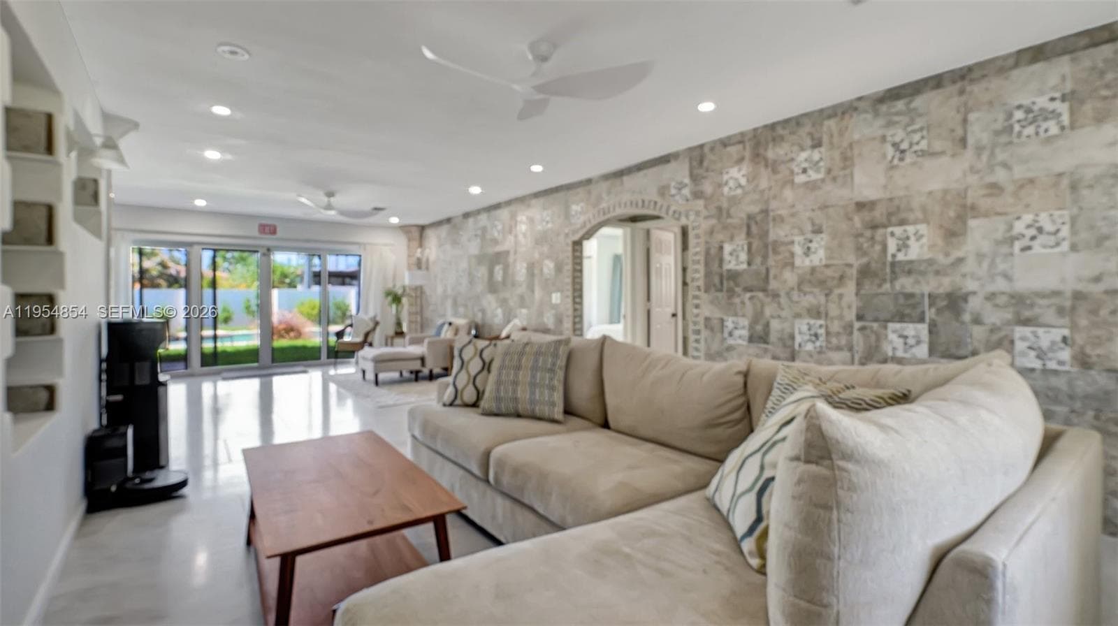 1311 Pierce St, Hollywood, FL 33019 — zdjęcie 5