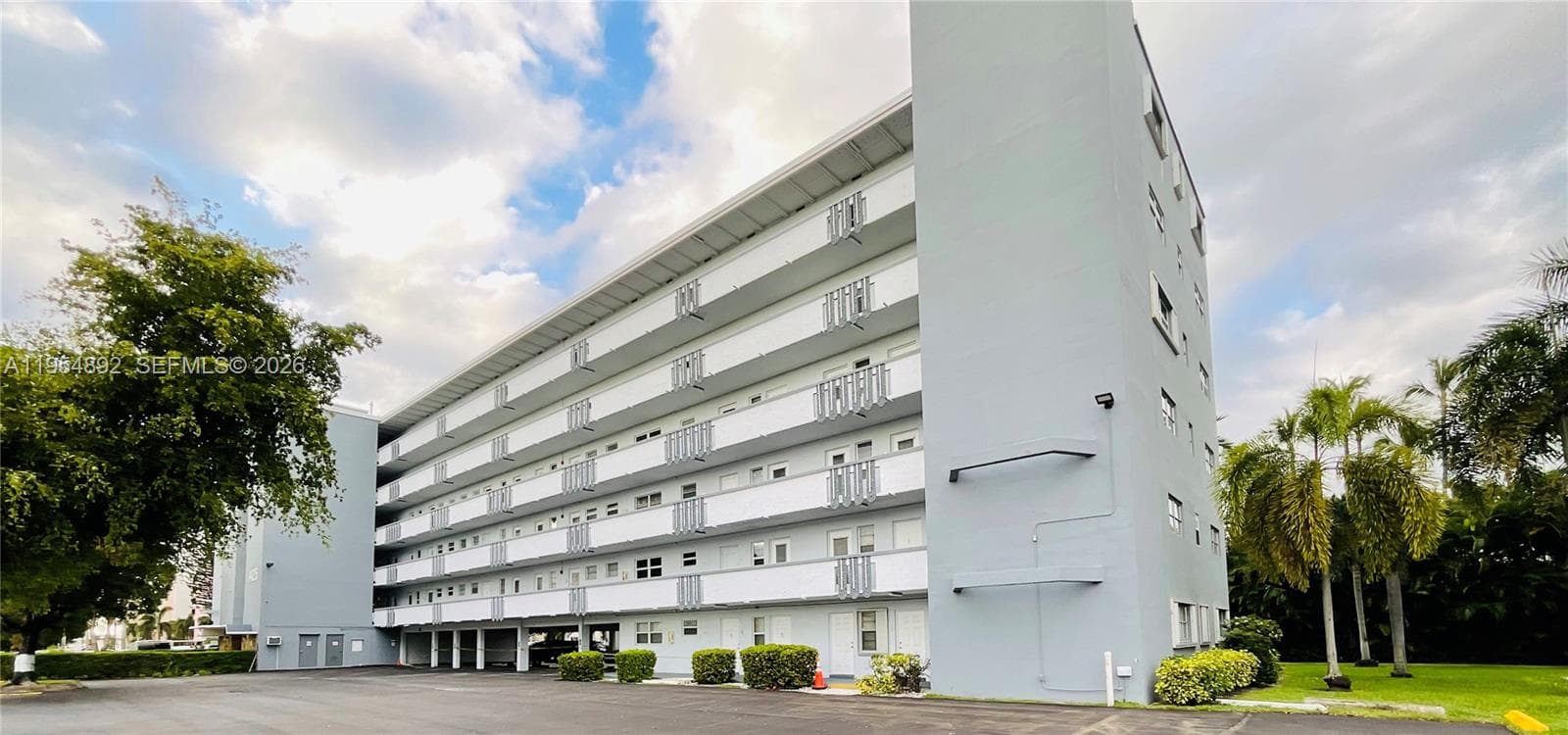 1425 Atlantic Shores Blvd # 209, Hallandale Beach, FL 33009 — zdjęcie 3