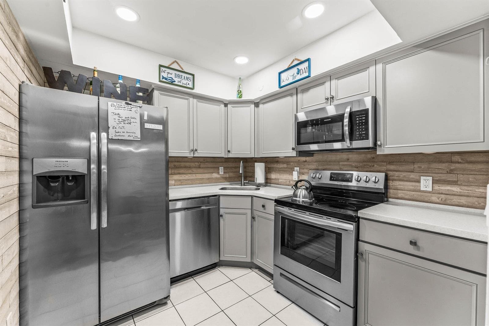 950 S Kanner Highway # C-10, Stuart, FL 34994 — zdjęcie 4