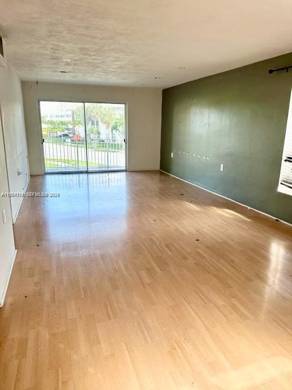 1631 NE 114th St # 201, Miami, FL 33181 — zdjęcie 5