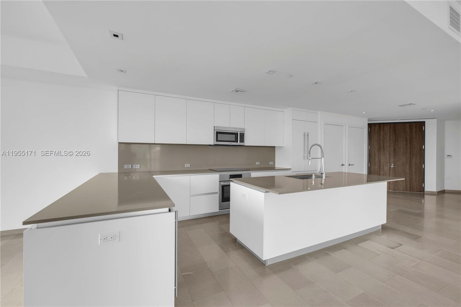 88 SW 7th St # 3711, Miami, FL 33130 — zdjęcie 2