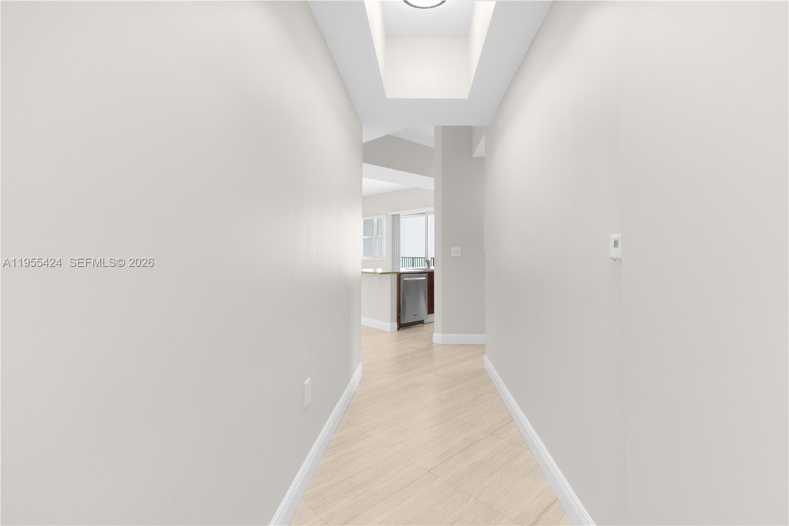 20000 E Country Club Dr # 402, Aventura, FL 33180 — zdjęcie 2