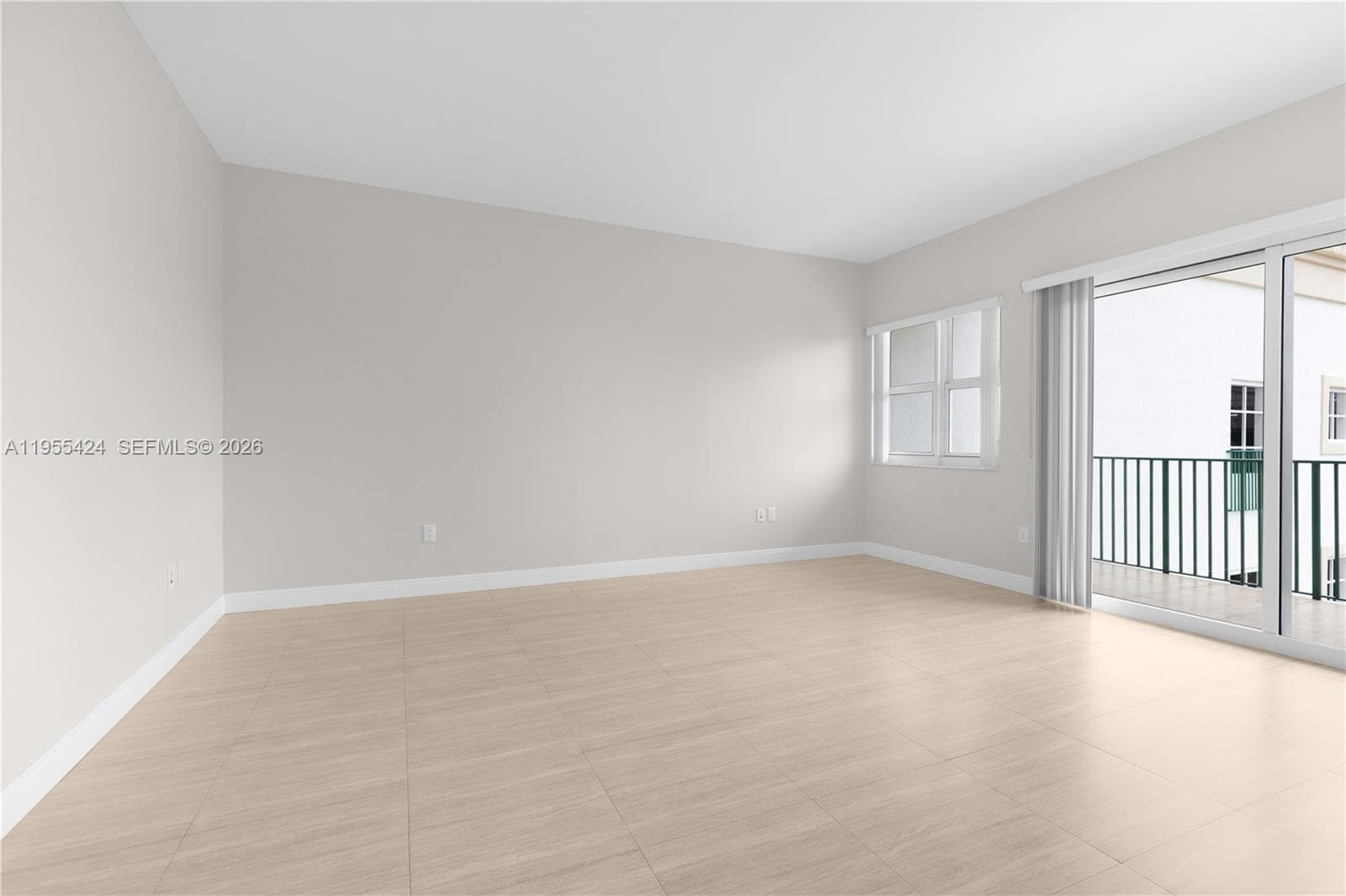 20000 E Country Club Dr # 402, Aventura, FL 33180 — zdjęcie 4