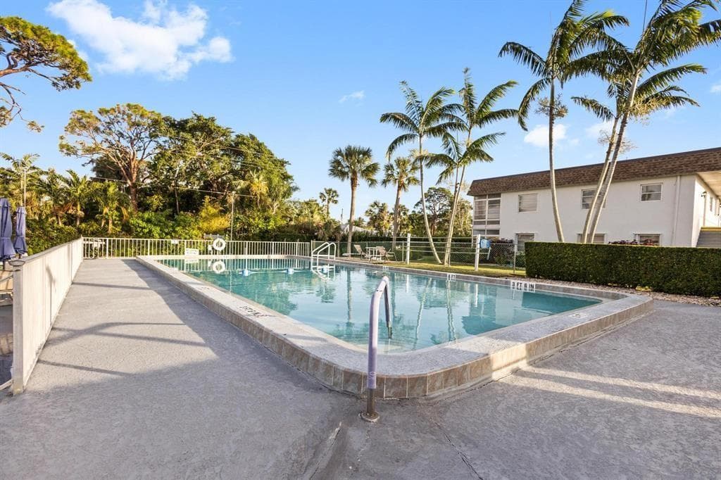 2950 SE Ocean Boulevard # 1-5, Stuart, FL 34996 — zdjęcie 4