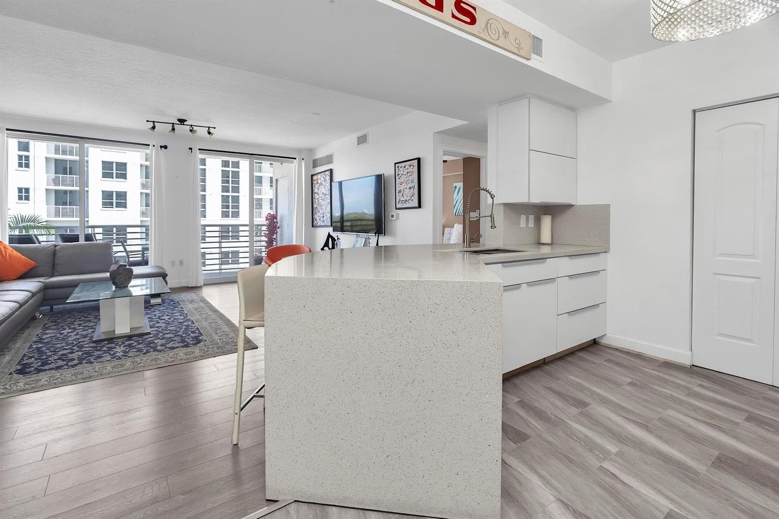 1830 Radius Drive # 912, Hollywood, FL 33020 — zdjęcie 3