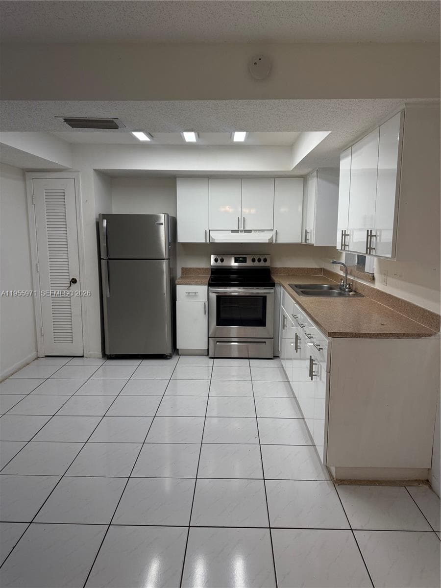 6532 SW 18th Ct, North Lauderdale, FL 33068 — zdjęcie 4