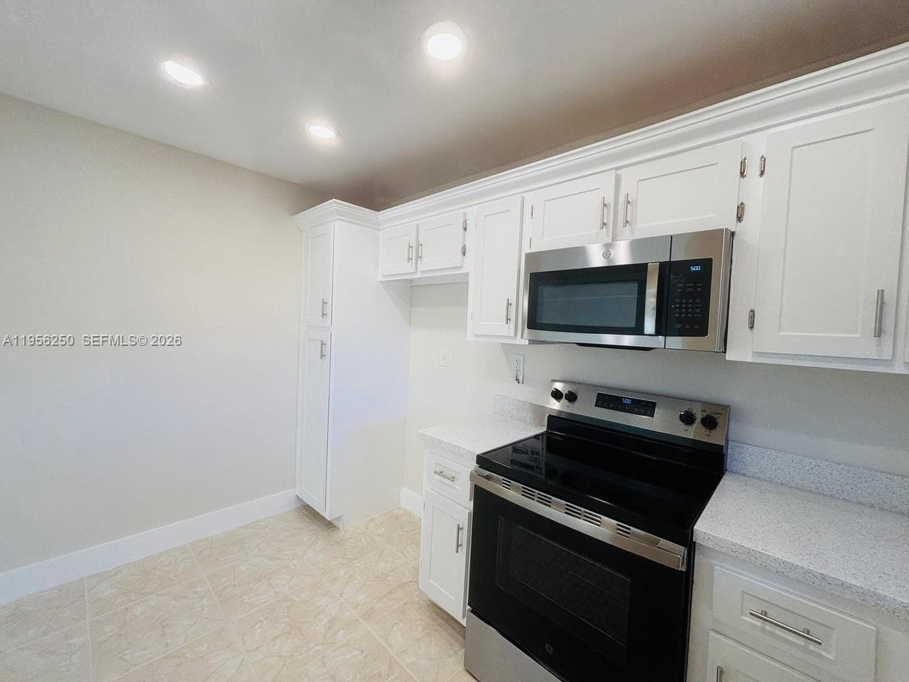411 S Hollybrook Dr # 305, Pembroke Pines, FL 33025 — zdjęcie 4