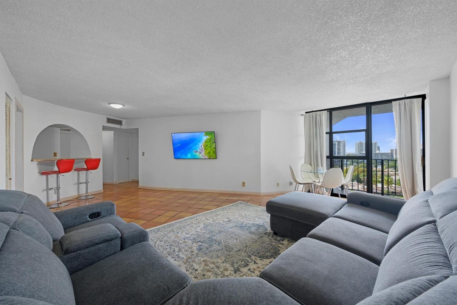 600 Parkview Drive # 1111 (PH11), Hallandale Beach, FL 33009 — zdjęcie 5