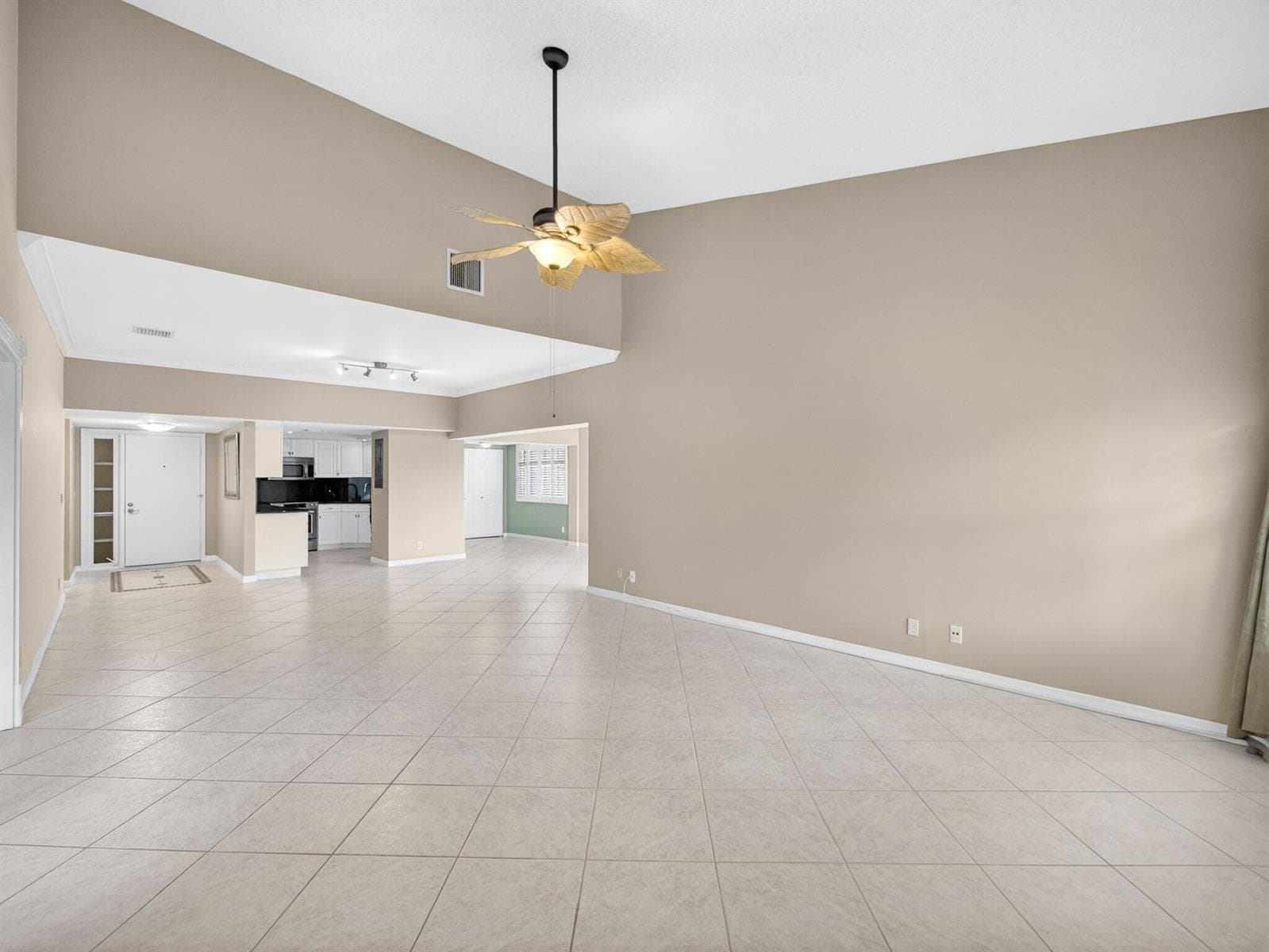 1660 Twelve Oaks Way # 303, North Palm Beach, FL 33408 — zdjęcie 3
