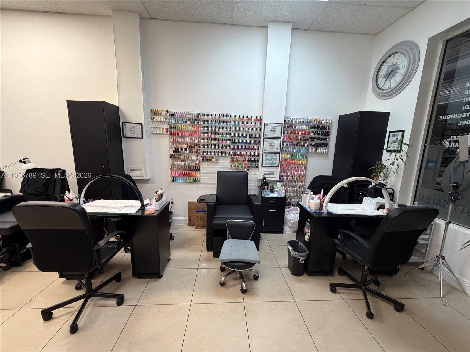 18505 NW 75th Pl, Hialeah, FL 33015