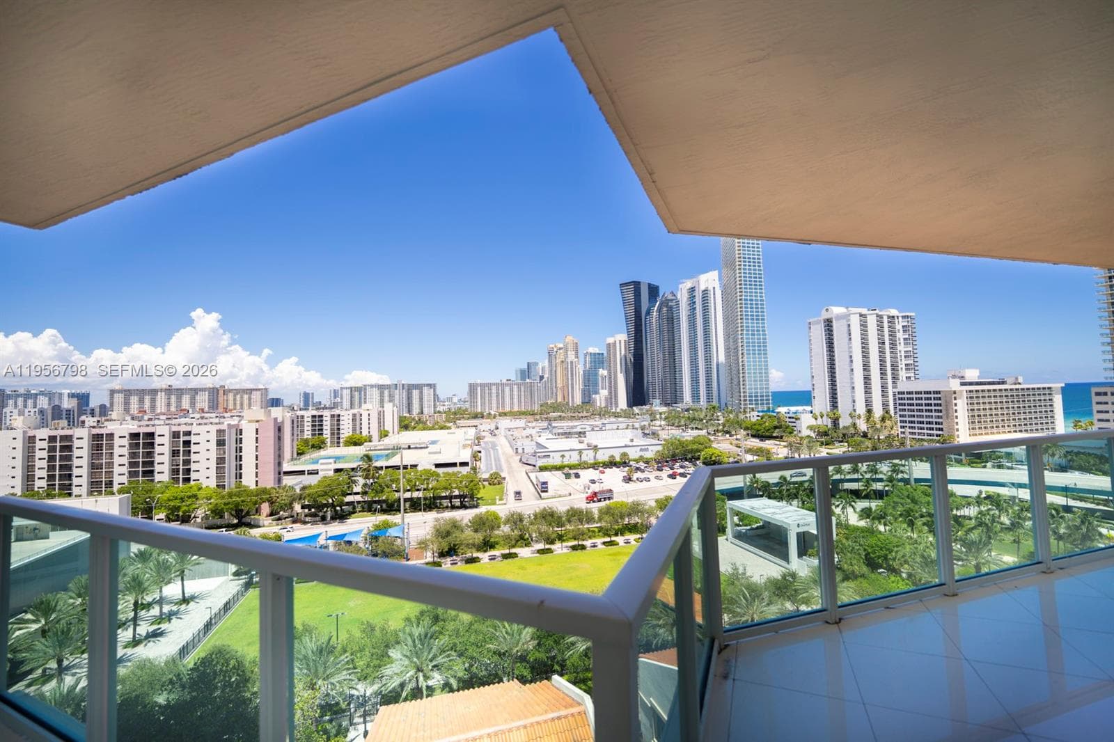 200 Sunny Isles Blvd # 2-1101, Sunny Isles Beach, FL 33160 — zdjęcie 2