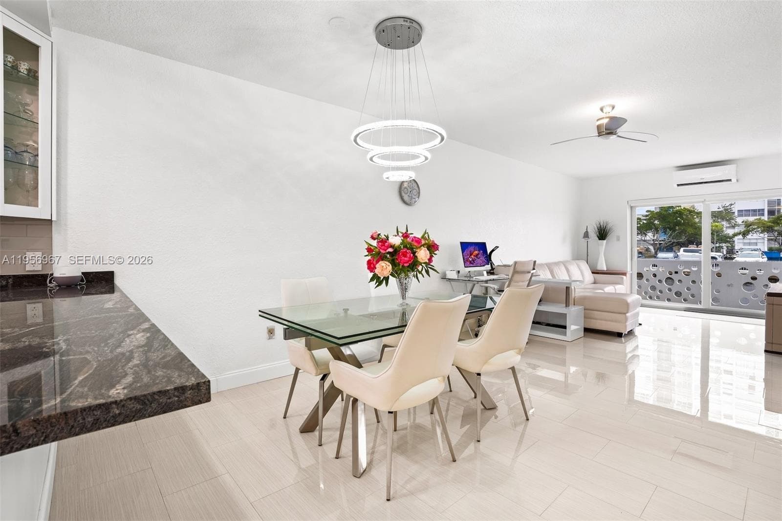 2500 Diana Dr # 104, Hallandale Beach, FL 33009 — zdjęcie 4