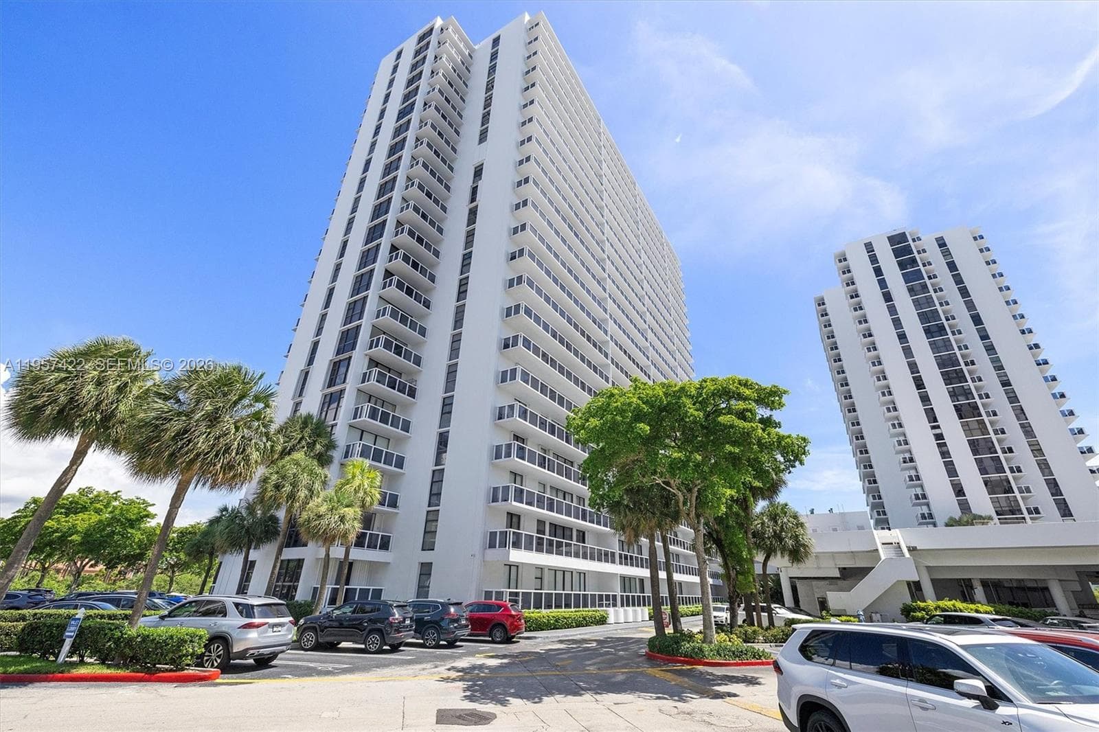 20515 E Country Club Dr # 1747, Aventura, FL 33180